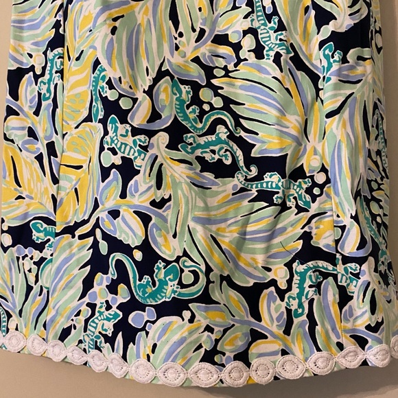 Crown & Ivy Cayo Coco Signature
Halter Tropical Leaf Crochet Trim Halter
Dress - Picture 5 of 12